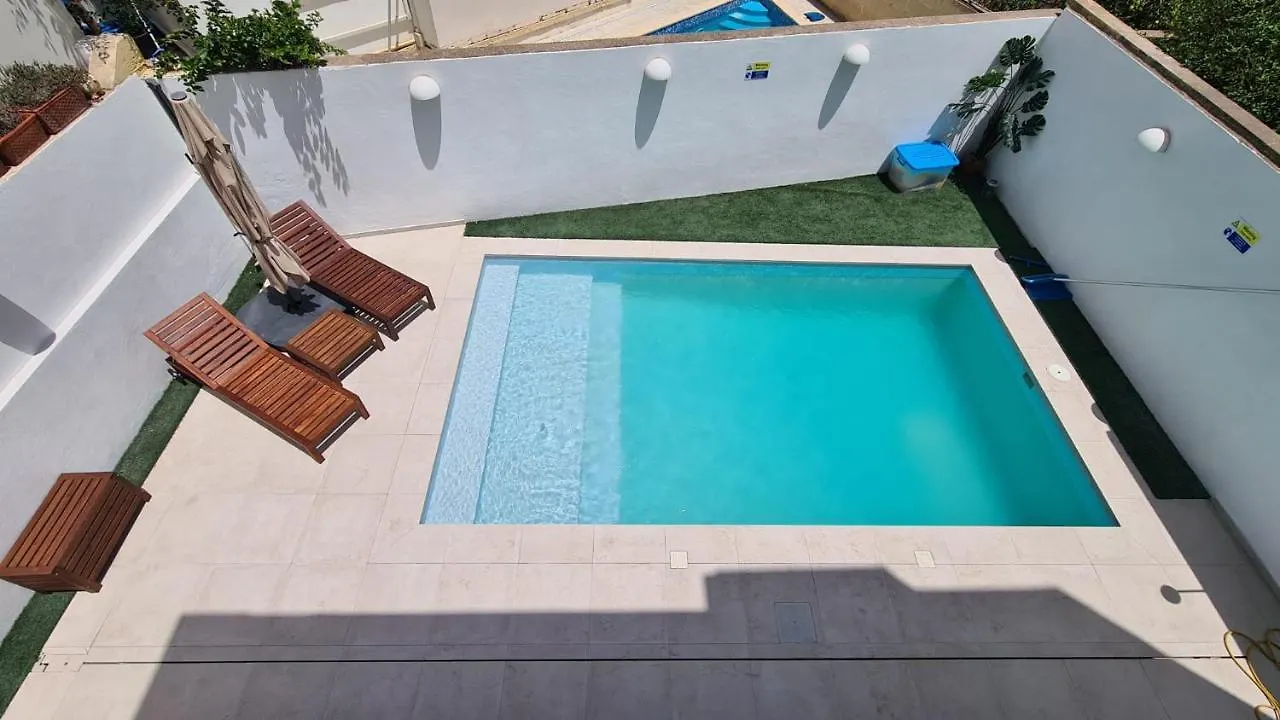 The Poolside Bliss Villa San Gwann